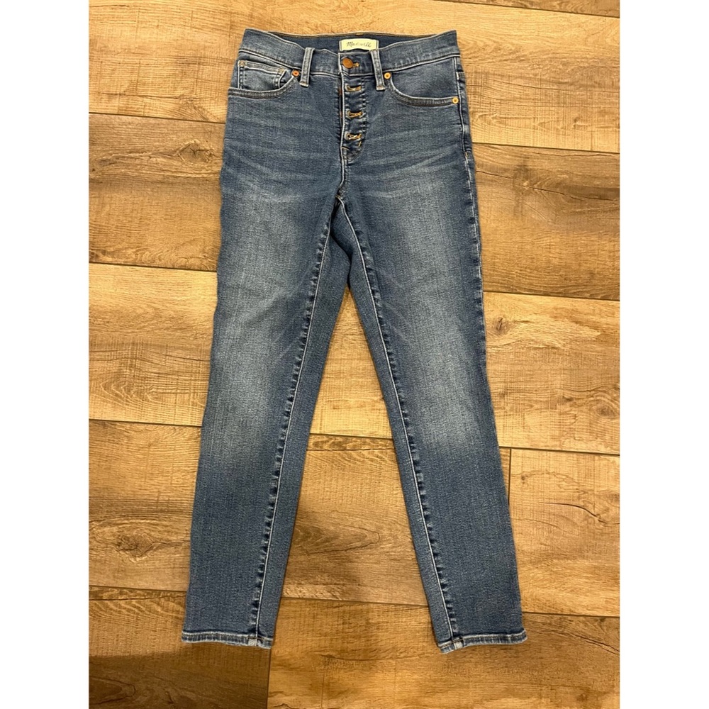 Madewell; “9” mid-rise skinny crop”